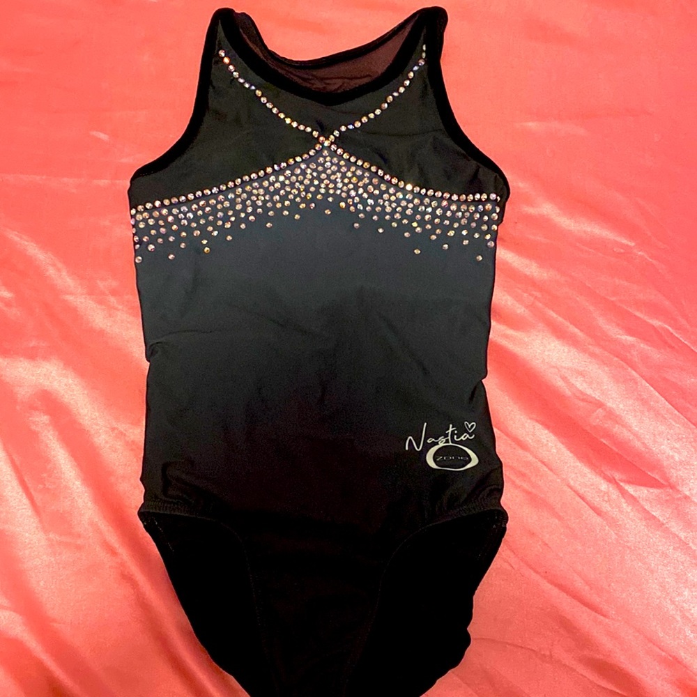 Ozone Leotard with diamond neckline and ombre pattern